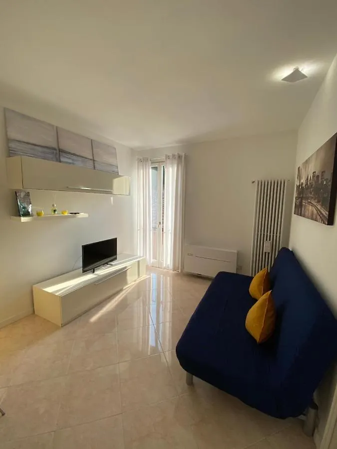 Apartament Garibaldi18 Desenzano del Garda 0*,