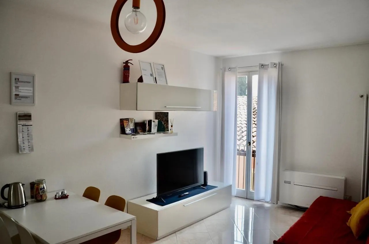 Apartament Garibaldi18 Desenzano del Garda